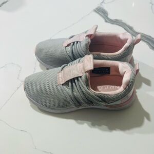 Nautica Kids' Sneakers in Gray and Pink
